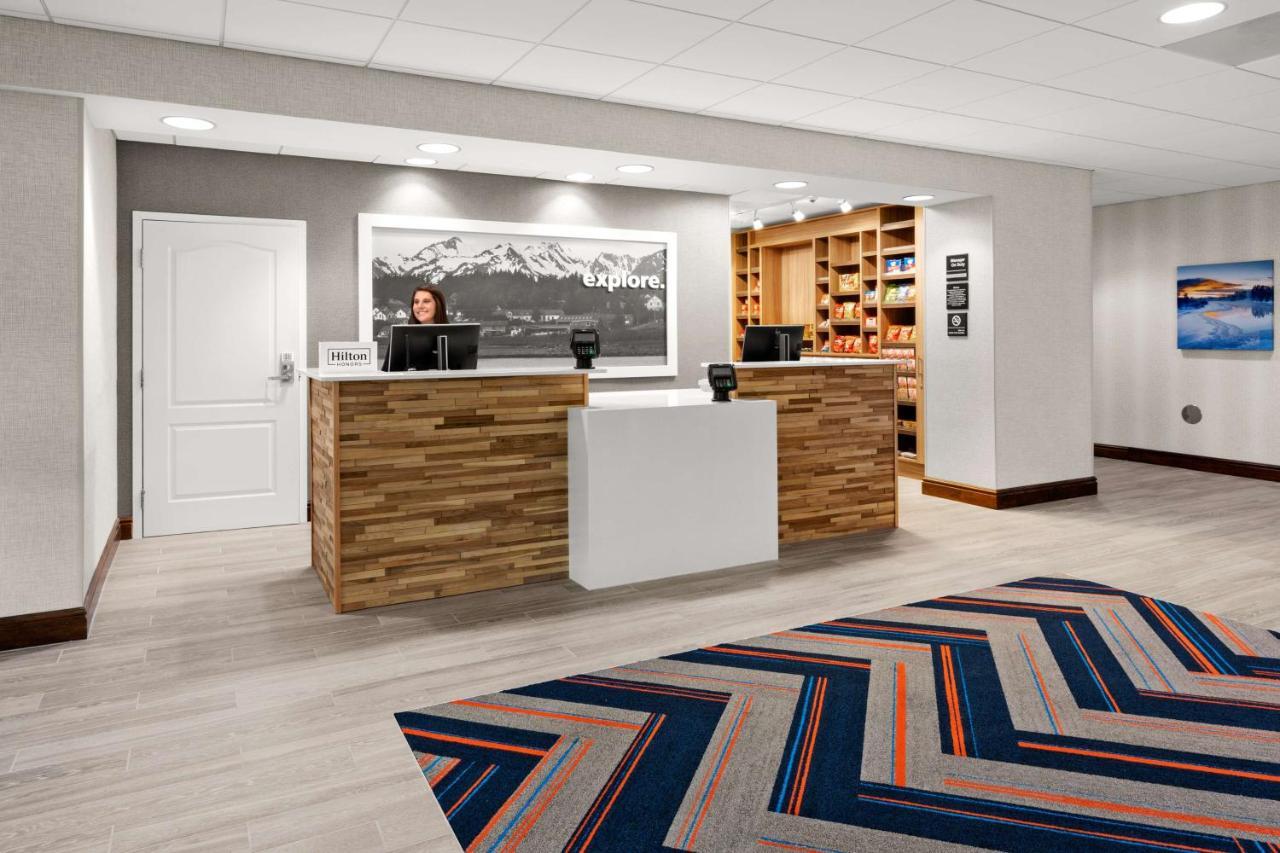 Hampton Inn&Suites Fairbanks Extérieur photo